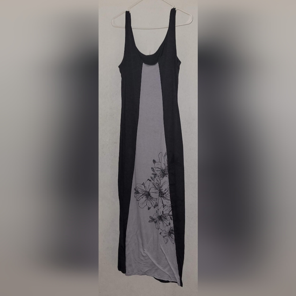 Grey and black sun dress with floral print Large